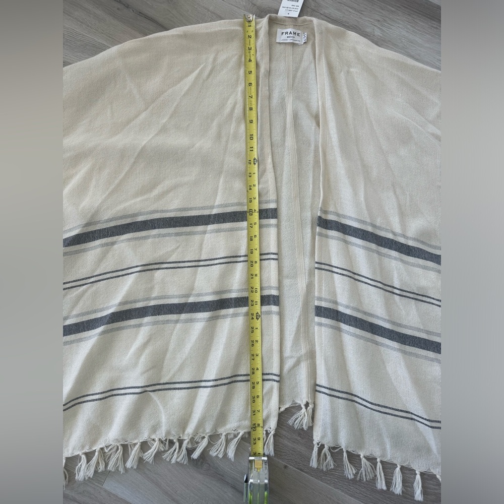NWT Frame wrap - Picture 4 of 6